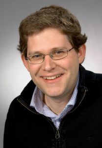 Dienstantritt: Pfarrer Carsten Schleisiek übernimmt vorübergehend Aufgaben in der Evangelischen Kirchengemeinde Schloss Neuhaus. Foto: Privat