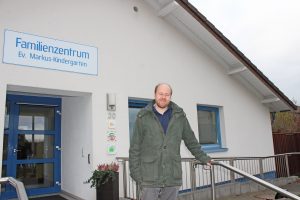 Julian Overkott ist mit offenen Armen im Markus-Kindergarten empfangen worden. FOTO: HEIDE WELSLAU