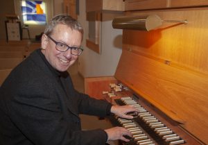 Freut sich auf die Arbeit: Uwe Döschner, der neue Kantor der Evangelischen Kirchengemeinde Bad Lippspringe.