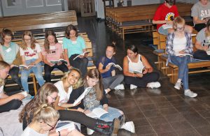 Die erste Churchnight für Jugendliche in der Kreuzkirche Beverungen kam sehr gut an. FOTO: GEMEINDE