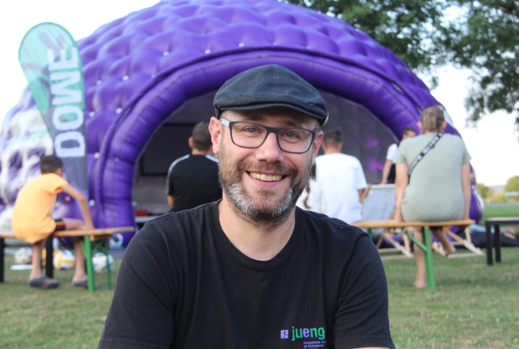 Jugendreferent Hendrik Zernke ist mit der Dome-Premiere am Godelheimer See sehr zufrieden. Foto: Burkhard Battran