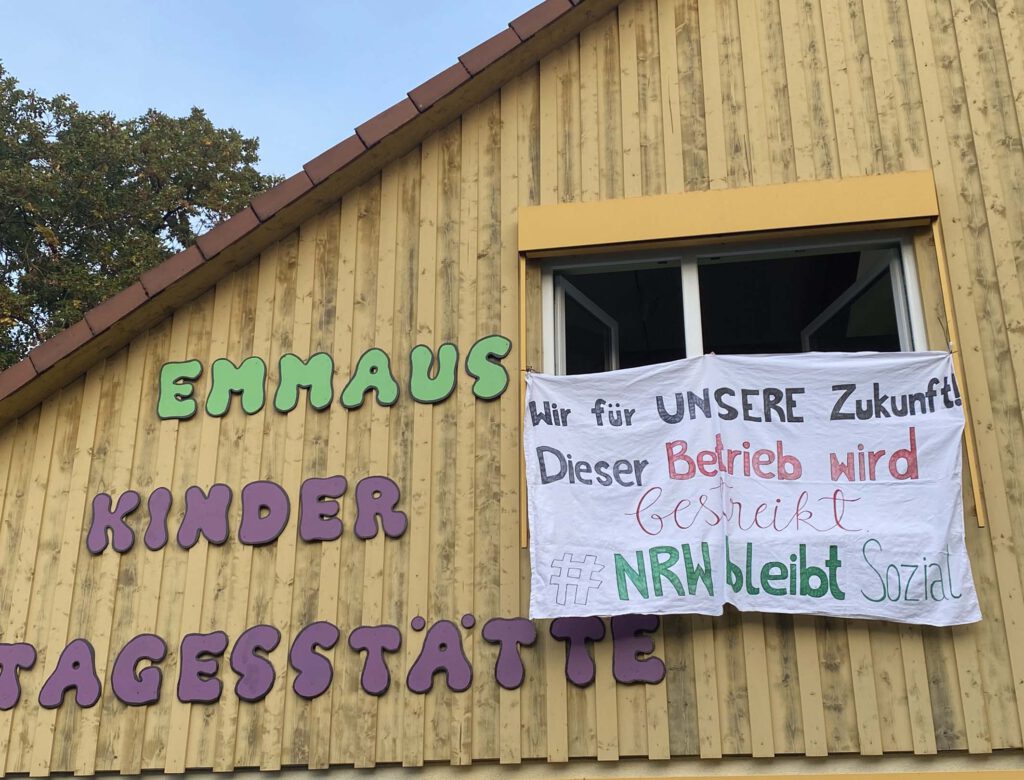 Ein Zeichen des Protestes an der evangelischen Kita Emmaus in Büren.Foto: Kita Emmaus Büren
