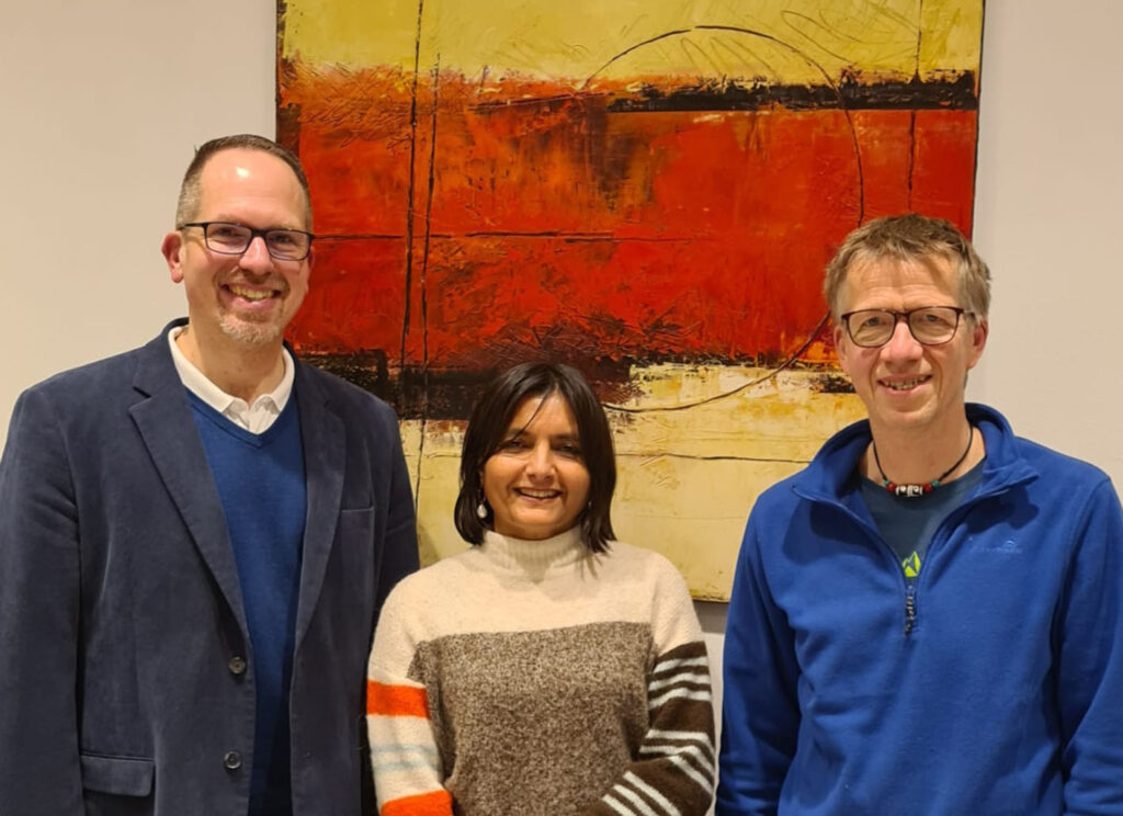 Das neue Sprecherteam des Forums der Religionen (v. l.): Rainer Fromme, Asha Kühnhold und Thomas Kemper.Foto: Forum der Religionen Paderborn 