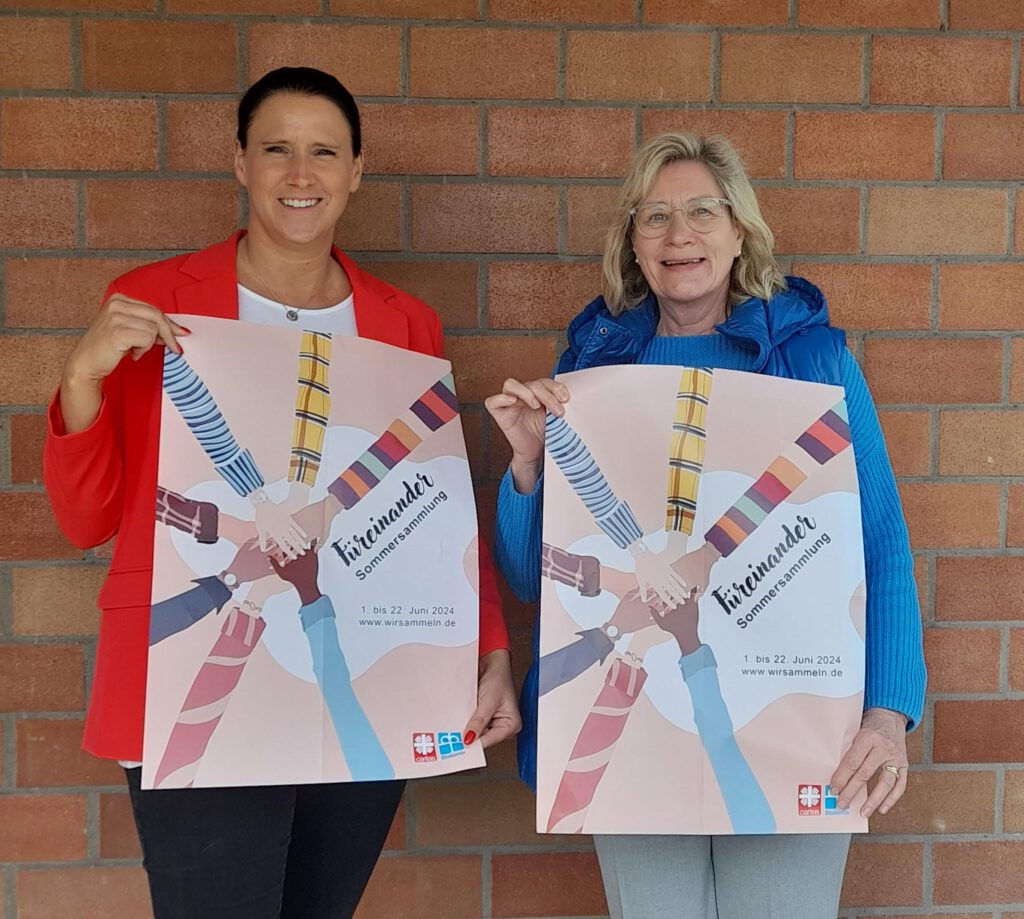 Diakonie-Vorstand Vanessa Kamphemann (v. l.) und ihre Stellvertretung Brigitte Kaese bitten um Unterstützung für die wichtige Arbeit der Diakonie. Ohne Spenden könnte diese so vor Ort nicht stattfinden.Foto: Diakonie Paderborn-Höxter e.V.