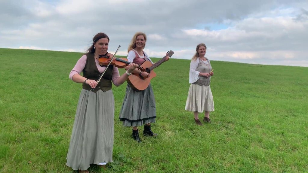 Die drei Musikerinnen der Gruppe Arte Musica.